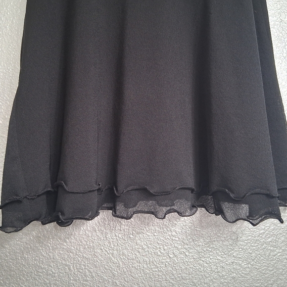 Elegant Ingeborg Black Tiered Skirt - Picture 3 of 11